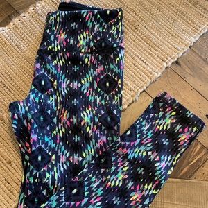 Victoria’s Secret knockout leggings
